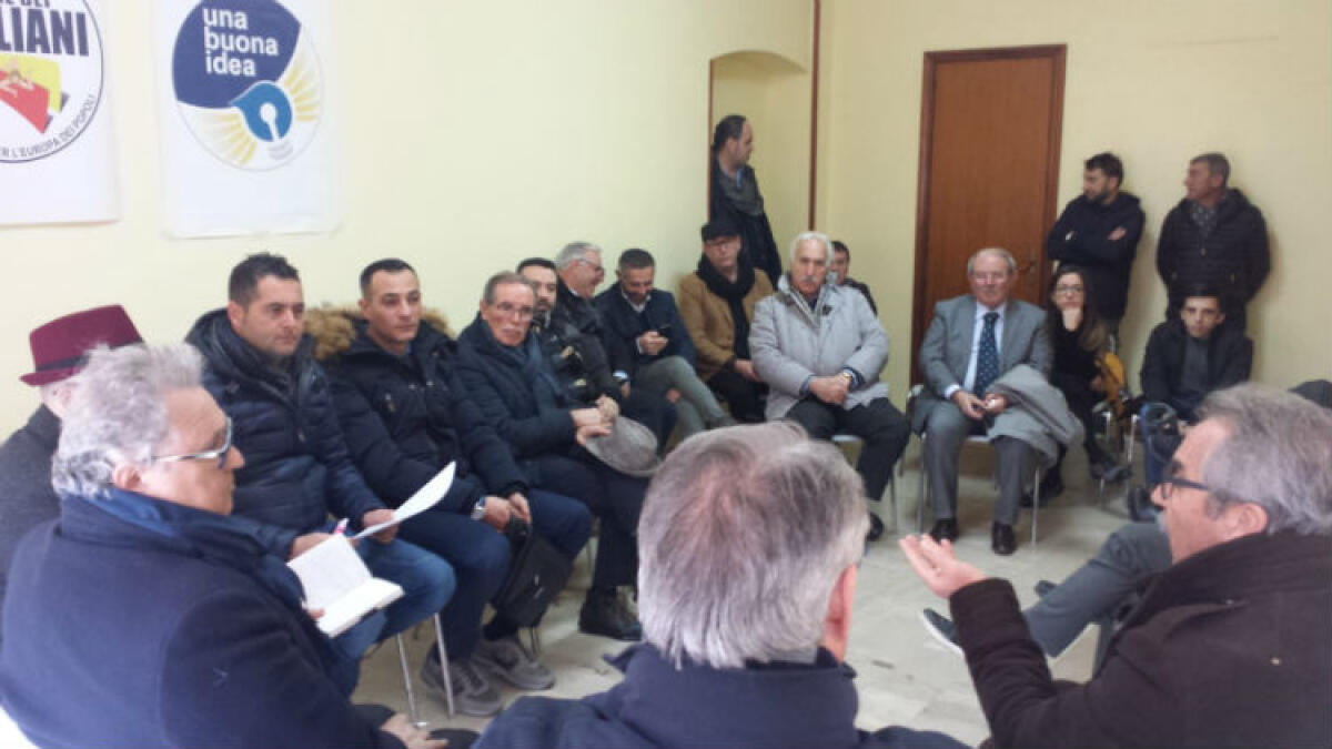 Incontro "civici"-comitati di quartiere, "un patto per le periferie senza libri dei sogni" - Comitati di quartiere e civici si sono incontrati 