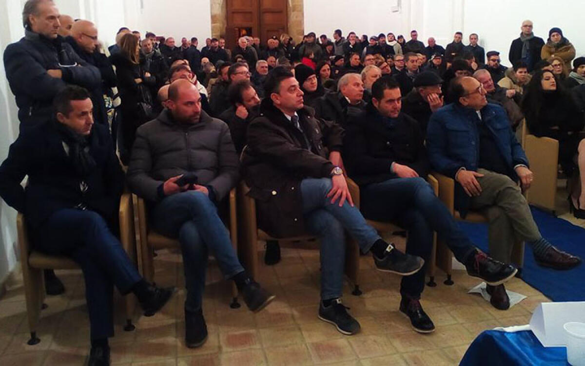 Nel centrodestra non c'è ancora l'accordo, rimane il rischio divisione: contatti Lega-Federico - Un altro tavolo per tentare di chiudere sul candidato a sindaco