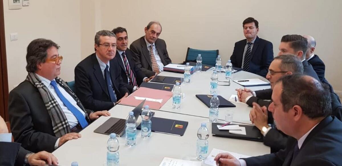 Al voto il 28 aprile e ballottaggio il 12 maggio, la giunta regionale ha deliberato - 