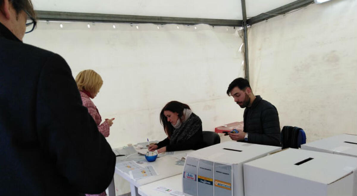 L'area Zingaretti vince al gazebo dem, Scepi all'assemblea per la lista Martina - 