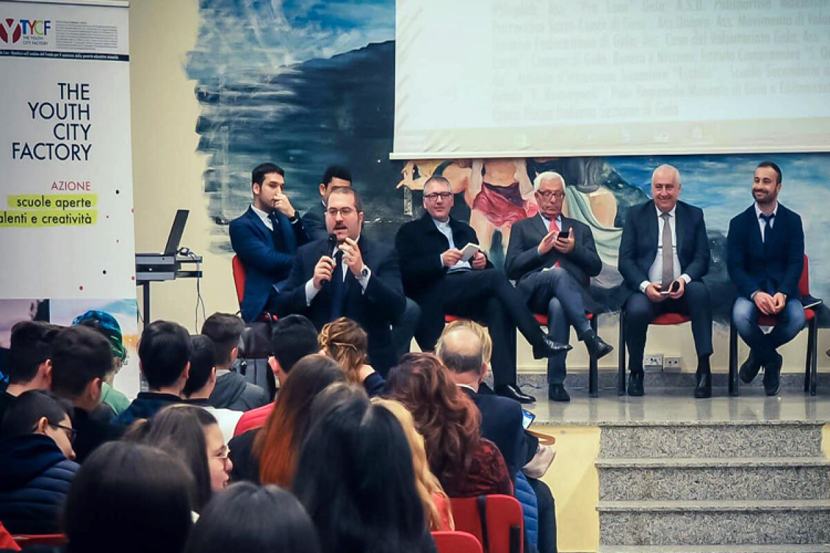 Laboratori creativi contro l'esclusione sociale, parte "The Youth city factory" - 