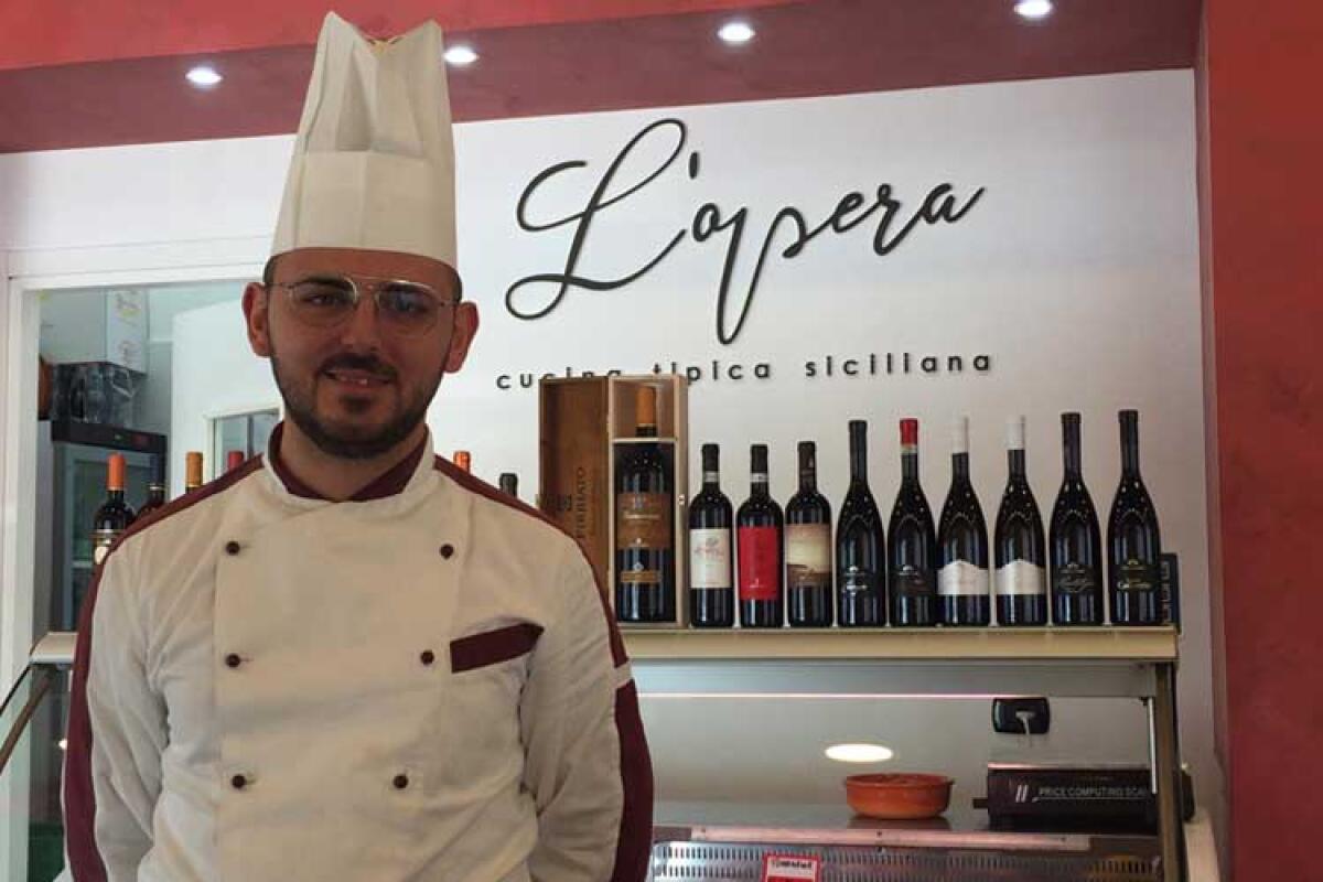 Ecco "L'Opera", la start-up fai da te tra Pupi e sapori di Sicilia - L'ideatore della start-up fai da te fondata sui sapori mediterranei: Andrea Smecca. 