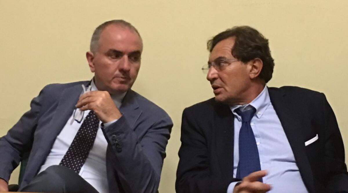 Lumia, "Attardi alle Regionali appoggiava Donegani e Musumeci" : Crocetta non si presenta in aula - L'ex senatore Giuseppe Lumia e l'ex presidente della Regione Rosario Crocetta