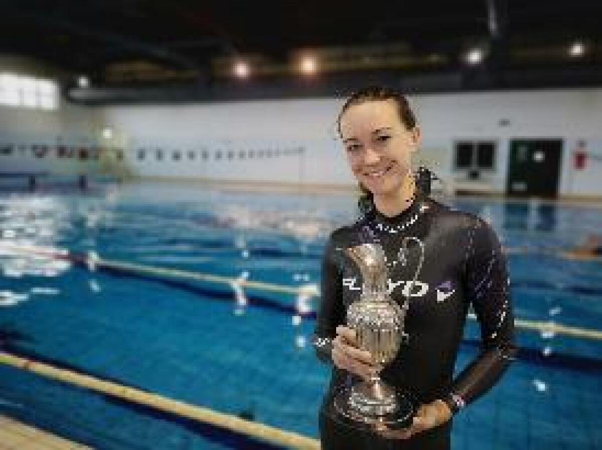 FIPSAS: APNEA DINAMICA SENZA ATTREZZI DA RECORD PER ALESSIA ZECCHINI - 