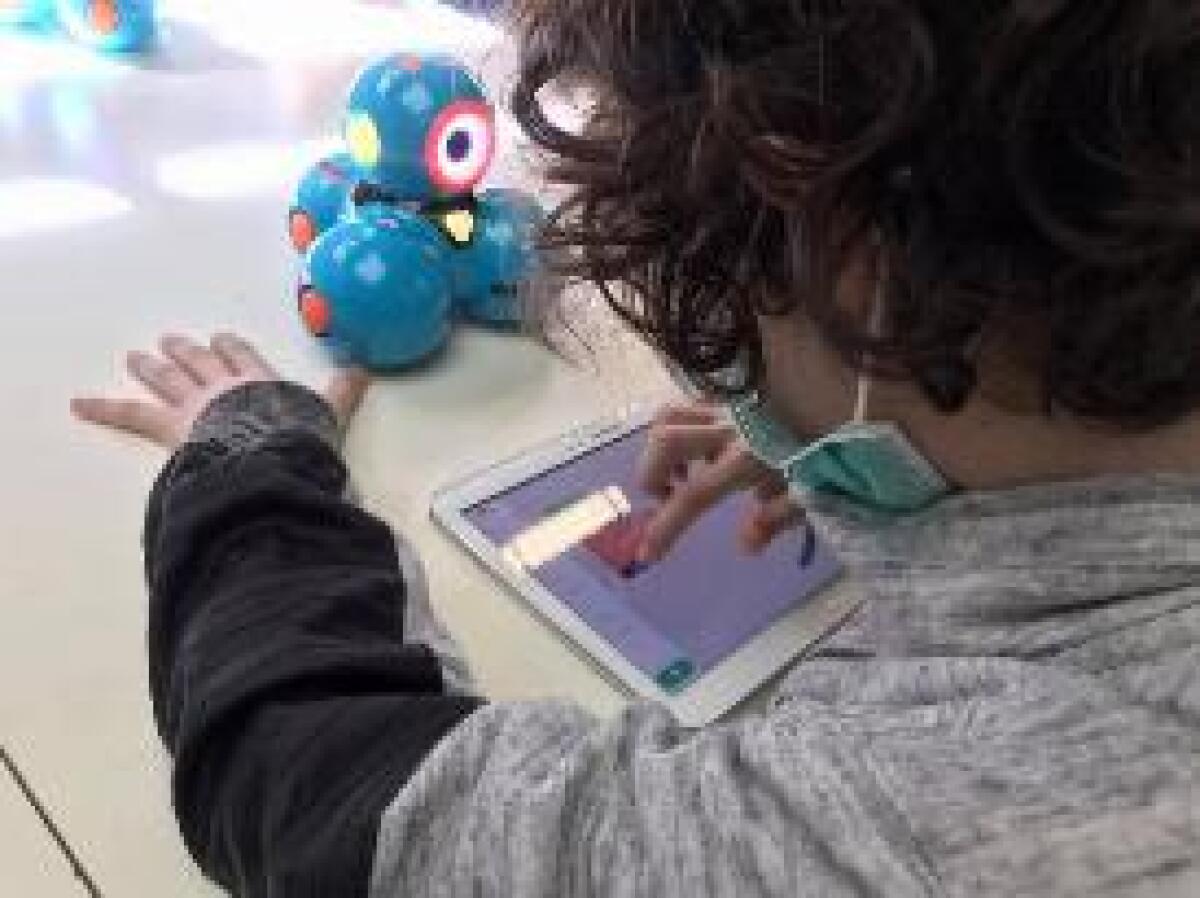 AL BAMBINO GESÙ PICCOLI PAZIENTI A SCUOLA DI ROBOTICA - 