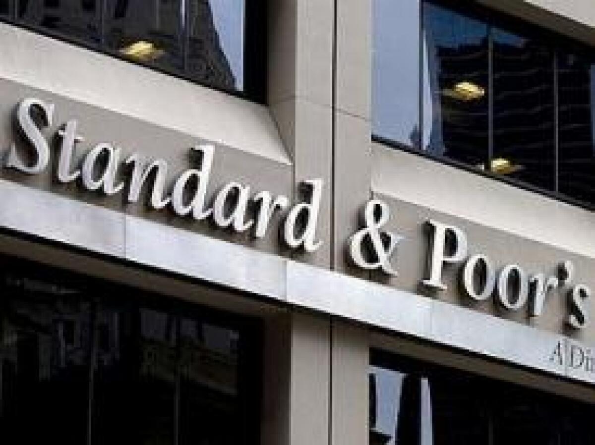 S&amp;P CONFERMA RATING ITALIA, OUTLOOK RESTA NEGATIVO - 