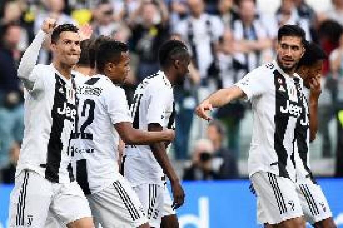 CALCIO: SERIE A. JUVE BATTE FIORENTINA ED E' CAMPIONE D'ITALIA - 