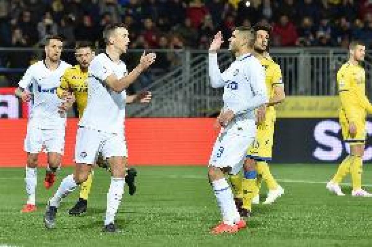 CALCIO: SERIE A. INTER VINCE A FROSINONE E CONSOLIDA 3° POSTO - 