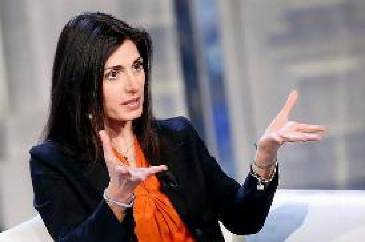 ROMA, RAGGI "NESSUN EURO DEL DEBITO SARÀ A CARICO DEGLI ITALIANI - 