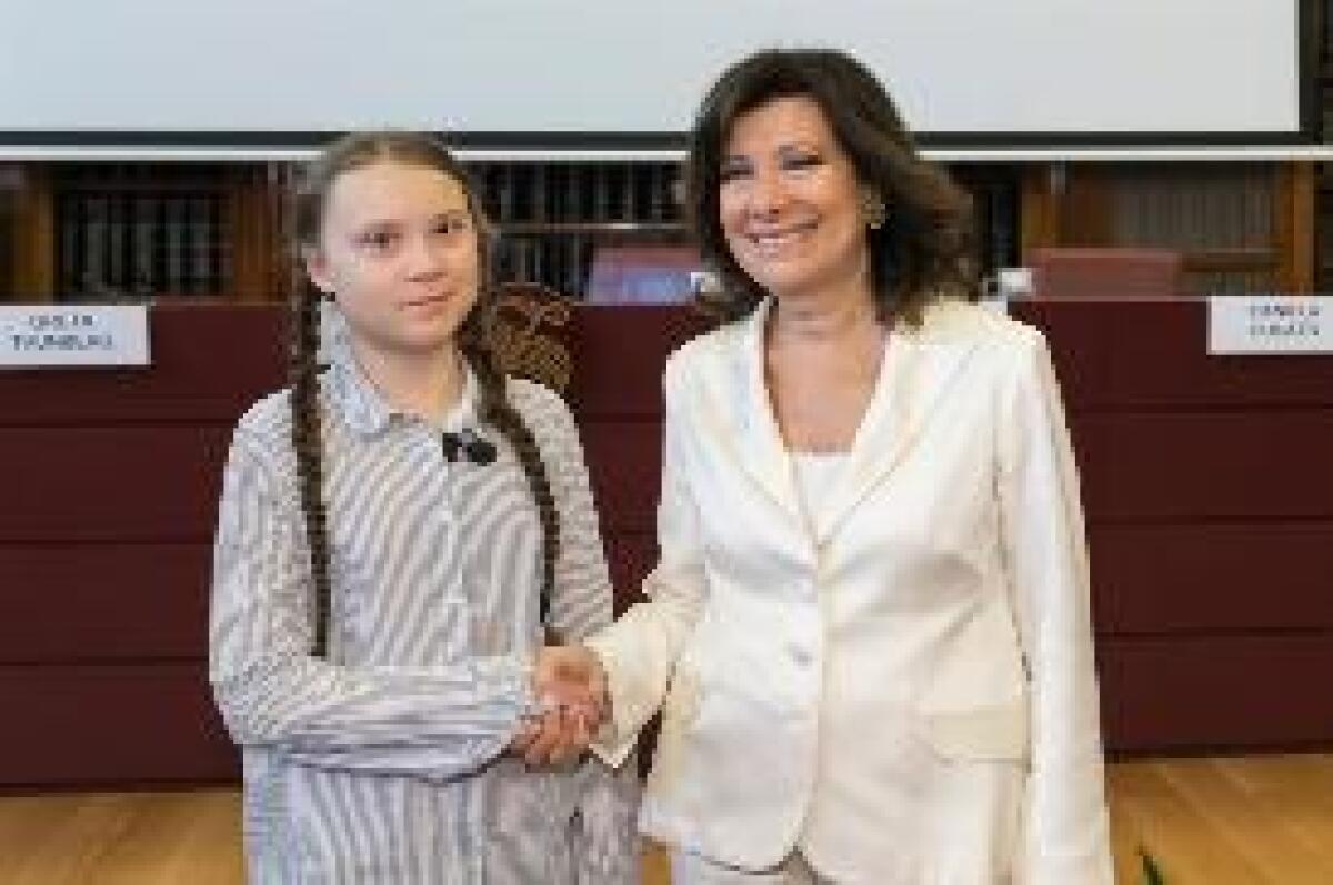 GRETA AL SENATO "BASTA COMPLIMENTI E SELFIE, POLITICA DIA SOLUZIONI" - 