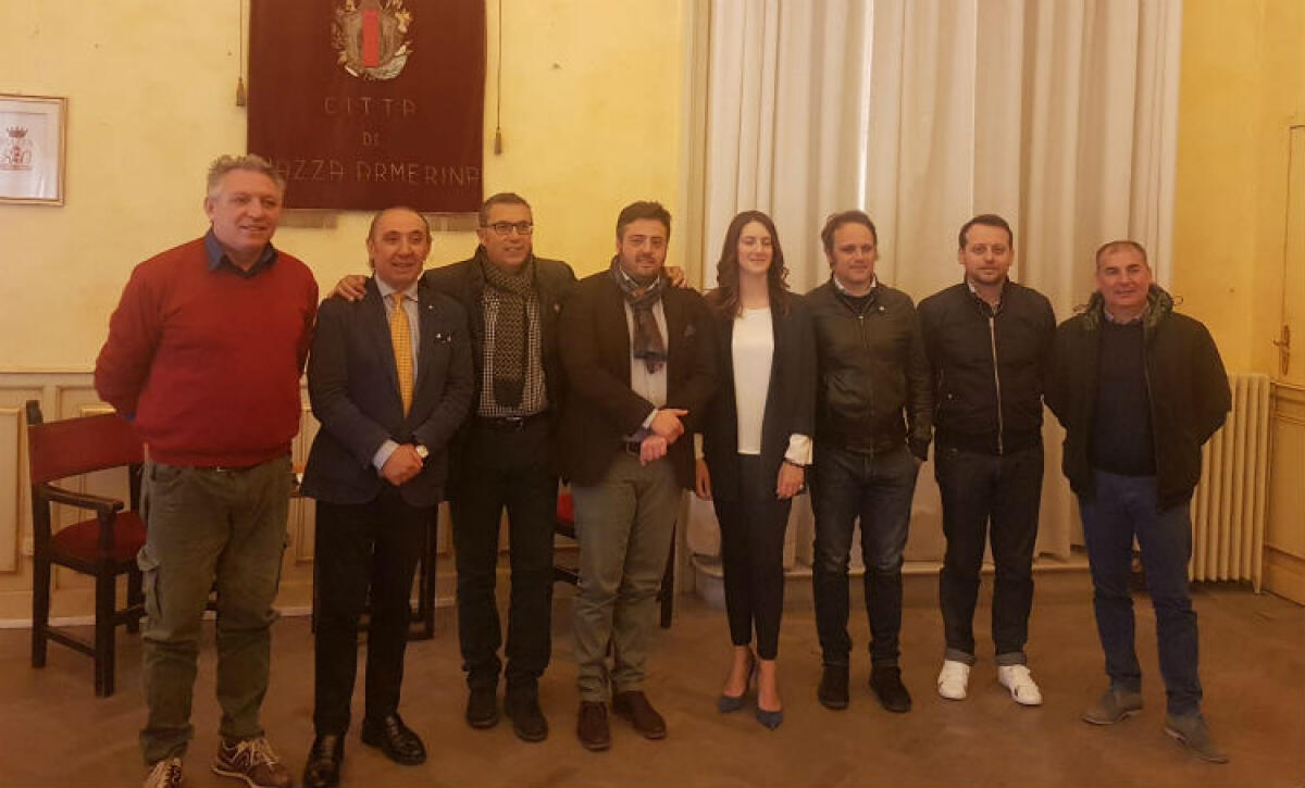 L'assemblea della Srr ha approvato gli atti della gara "ponte" sui rifiuti, ora la scelta dell'azienda - I sindaci della Srr dovranno individuare anche i tre componenti del collegio sindacale