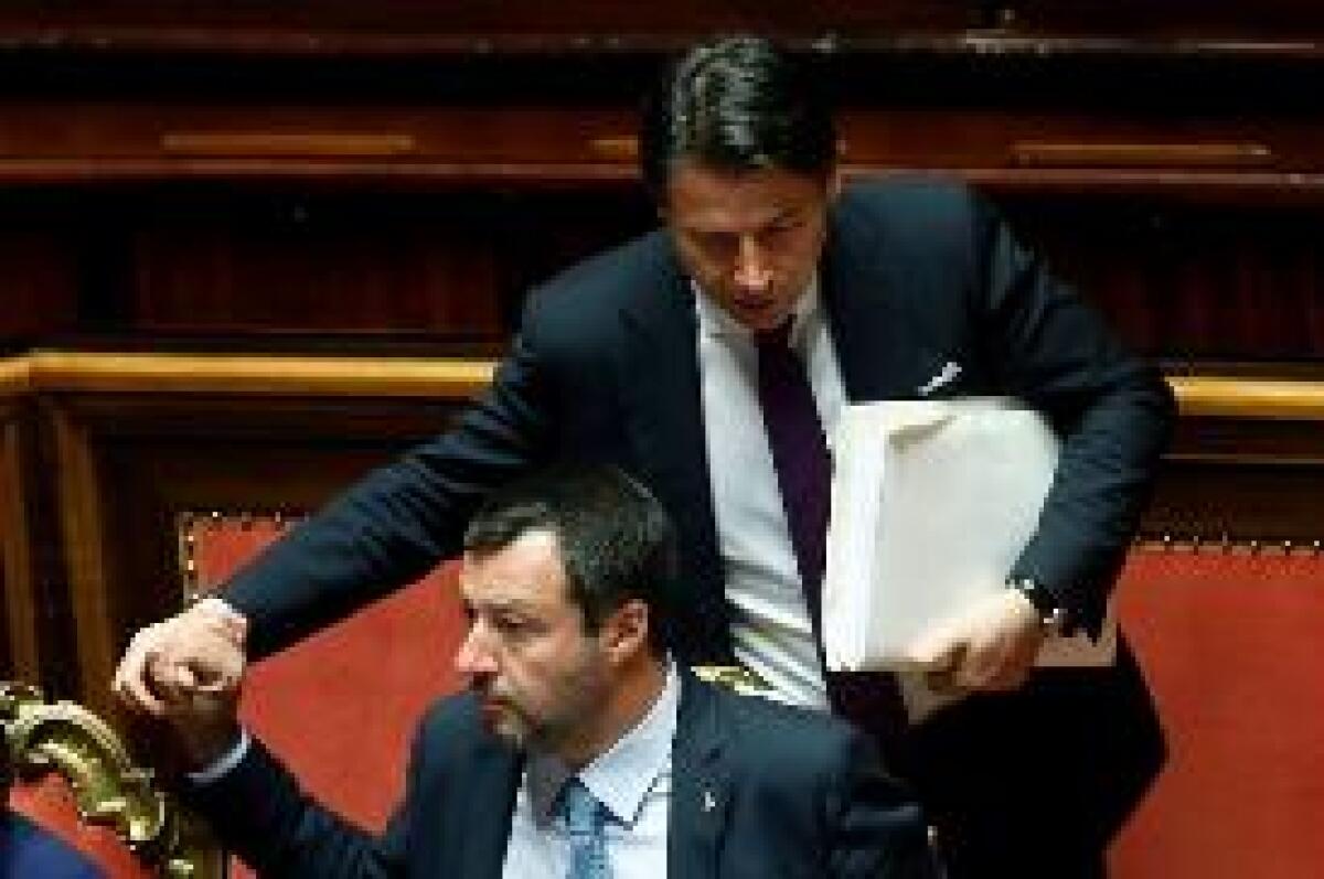 SALVINI "CONTE NON MI DIA ORDINI", M5S "LEADER LEGA SPOSTA ATTENZIONE" -