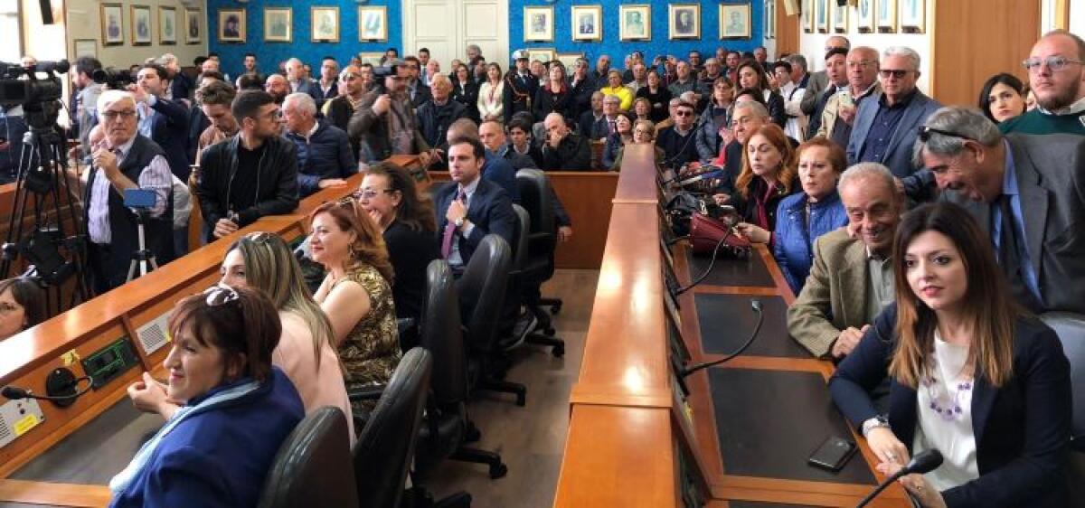 Domani la fumata bianca per la giunta, spunta un assessorato per la Robilatte - 