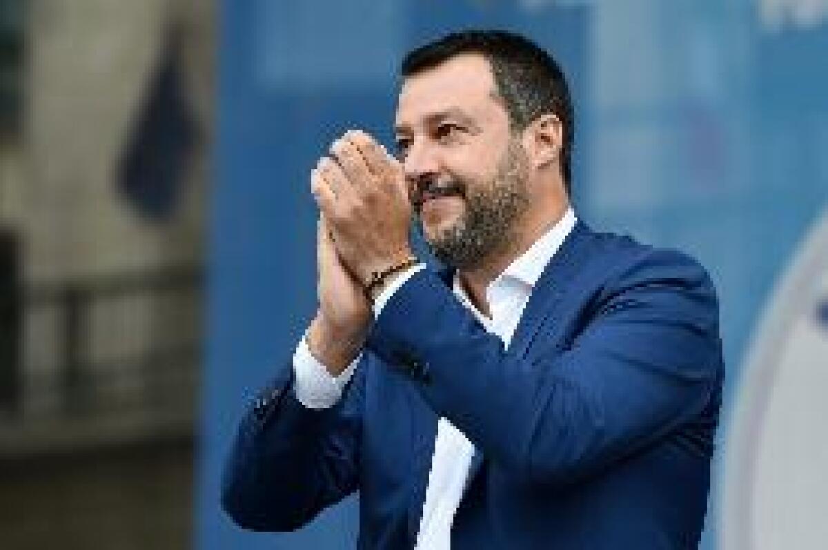 DL SICUREZZA BIS: SALVINI "RINVIO SAREBBE FAVORE A CAMORRISTI" -