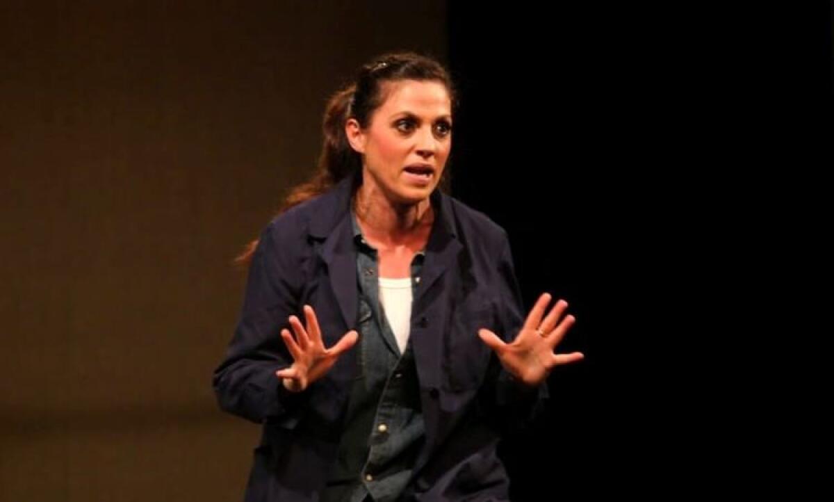 Dita di dama, uno spettacolo che racconta l'Italia operaia - 