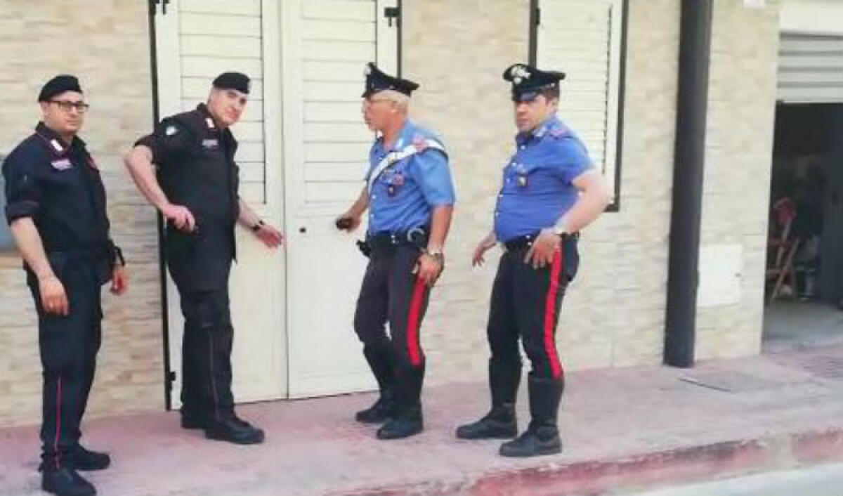 Blitz via Ravel, rimessa abusiva di bombole segnalata dai residenti: paura dopo i fatti del mercato - L'intervento dei carabinieri in via Ravel