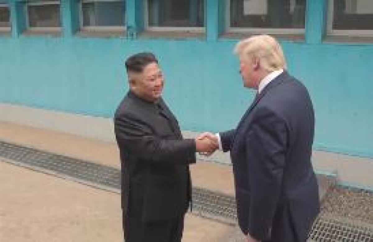 TRUMP INCONTRA KIM JONG UN IN COREA DEL NORD - 
