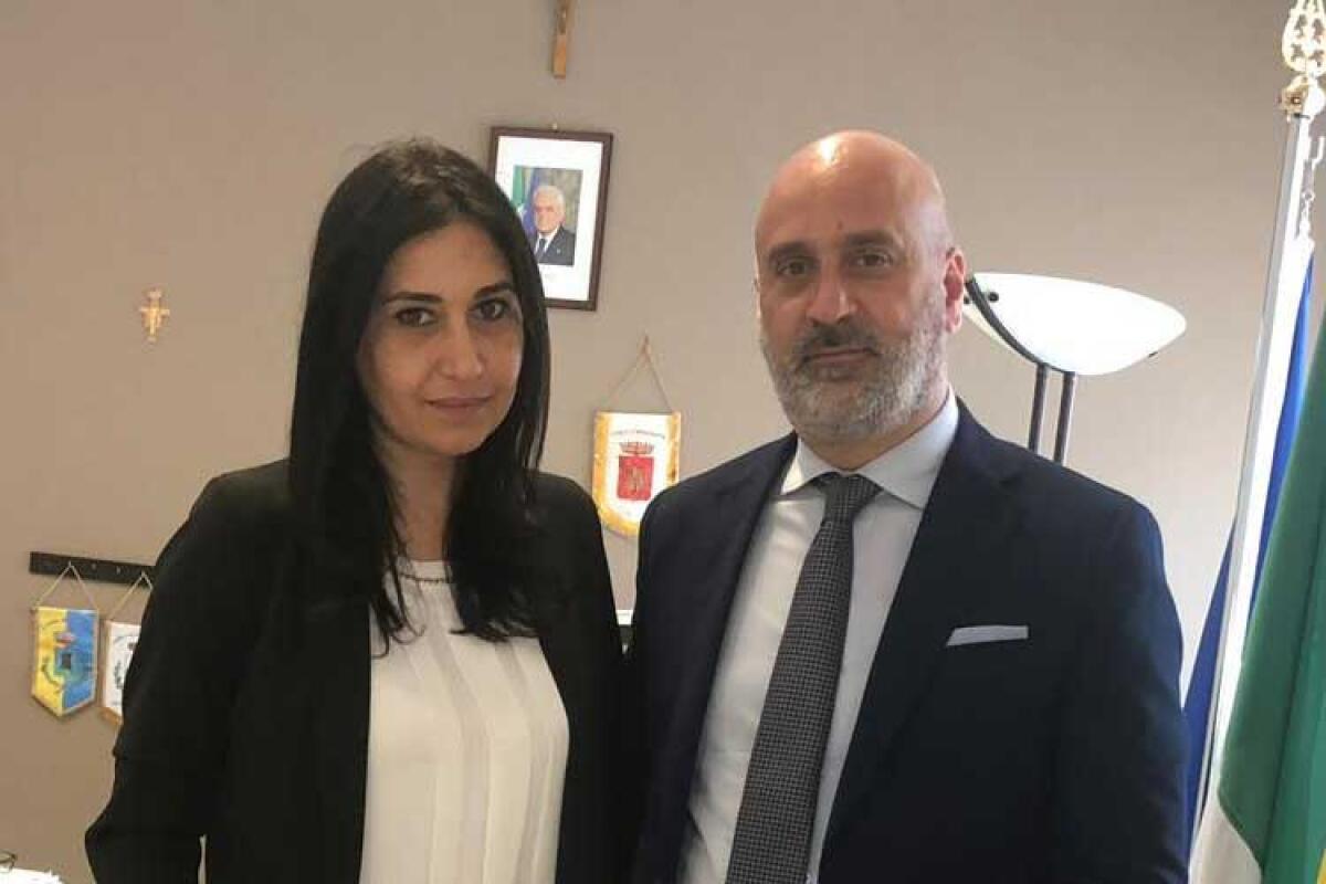L'assessore Gnoffo sblocca col manager la mammografia, ma i sindacati annunciano sit-in - Nadia Gnoffo (assessore comunale alla Salute) e Alessandro Caltagirone (manager Asp di Caltanissetta)