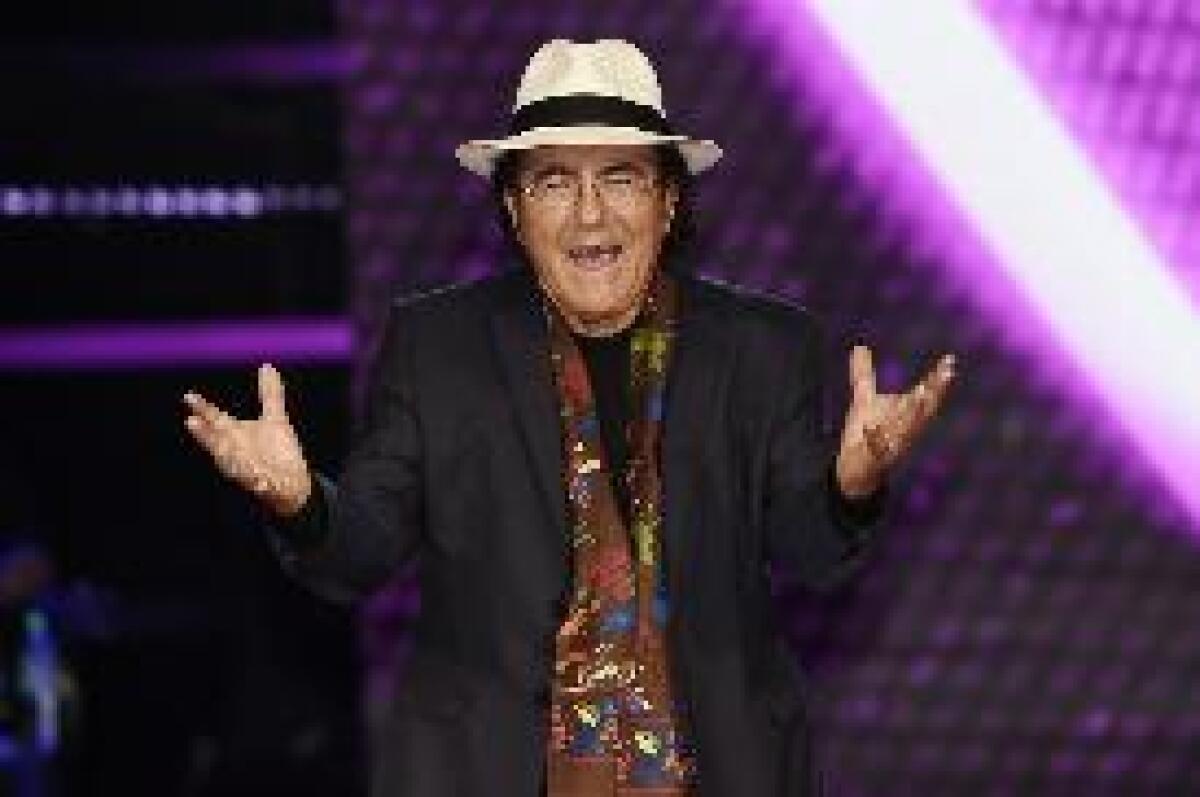 LOREDANA LECCISO "SE ROMINA MI TENDE LA MANO, GLIENE TENDO DUE" - 