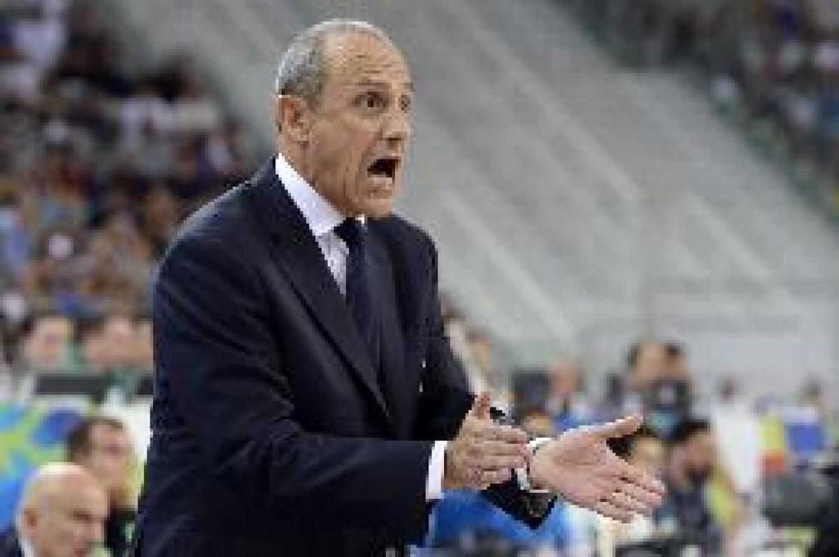 MILANO PRESENTA ETTORE MESSINA "NON SAREI TORNATO SOLO PER ALLENARE" - 