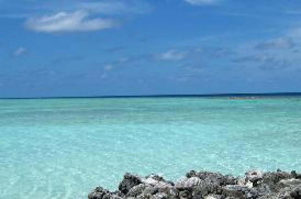 IL CALDO SPINGE 6,8 MLN ITALIANI IN VACANZA A GIUGNO - 