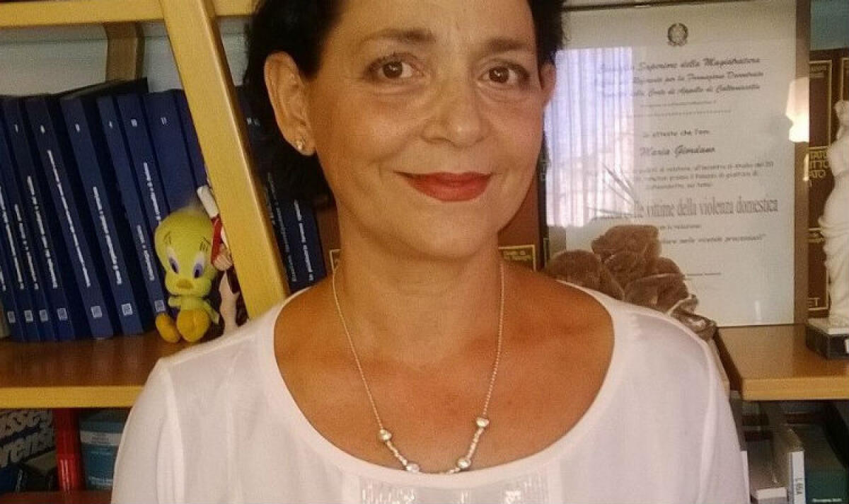 Gli avvocati del Consiglio dell'ordine condannano aggressione a collega, "valuteremo azioni a tutela" - Il presidente Giordano e gli altri avvocati del Consiglio dell'ordine condannano l'aggressione