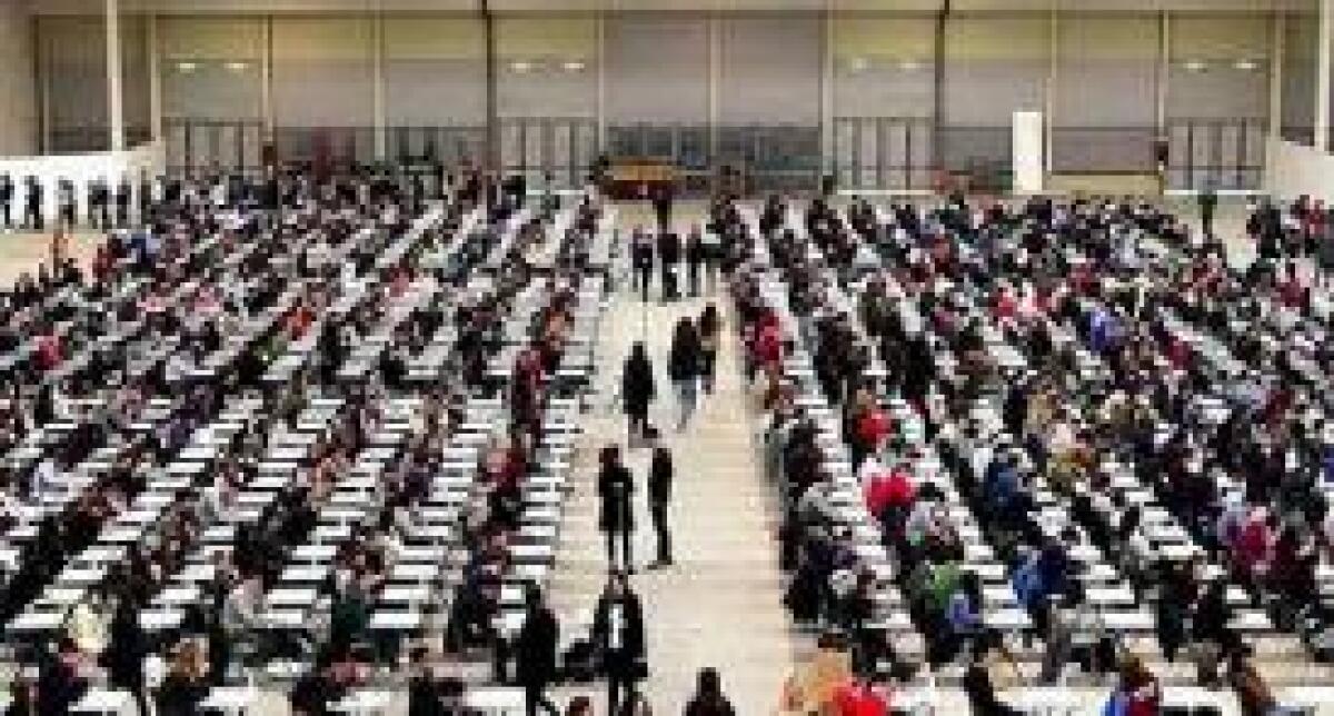CONCORSI TRUCCATI, SOSPESI IL RETTORE DI CATANIA E 9 DOCENTI - 