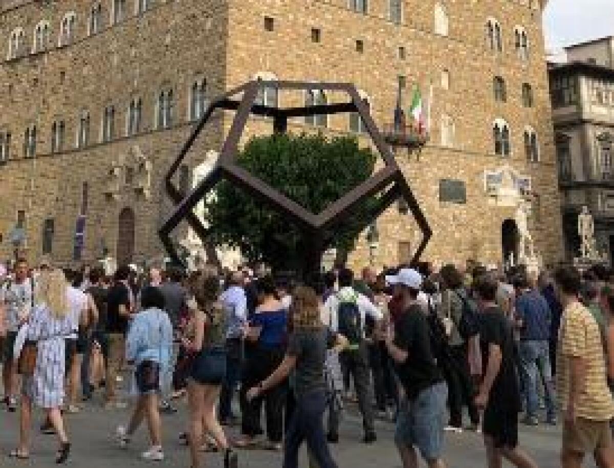 IL DODECAEDRO DI LEONARDO IN PIAZZA SIGNORIA A FIRENZE - 