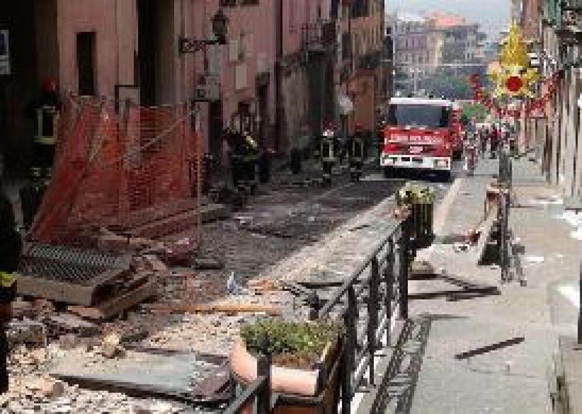 ESPLOSIONE A ROCCA DI PAPA, MORTO IL SINDACO CRESTINI - 