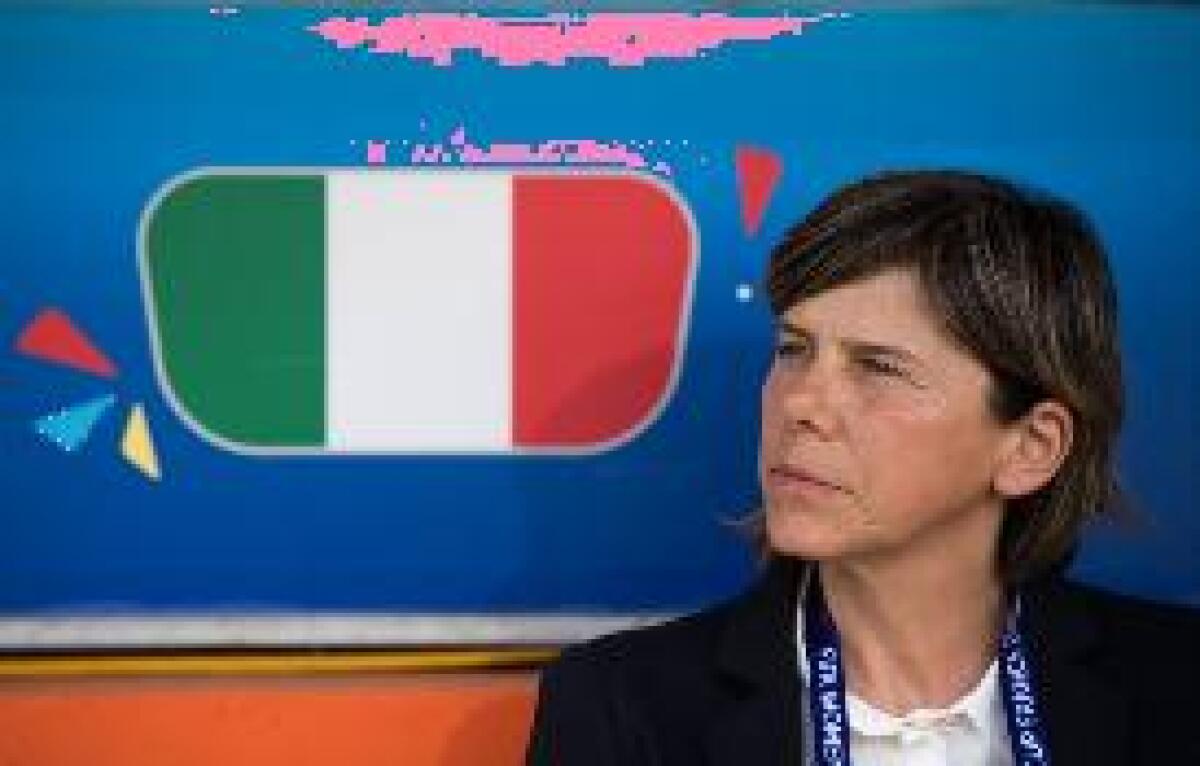 FIFA BEST FOOTBALL AWARDS, MILENA BERTOLINI, CR7 E DE LIGT IN CORSA - 