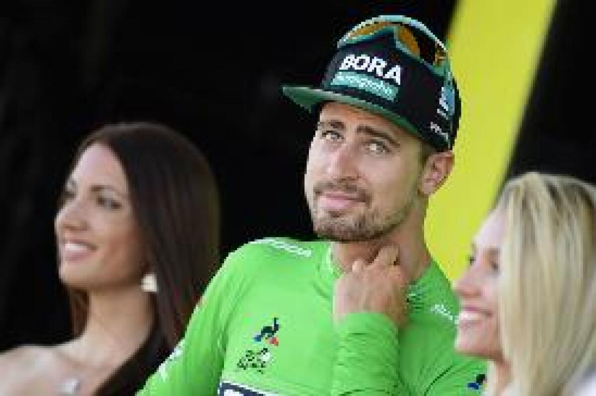 SAGAN MOSTRA I MUSCOLI E VINCE IN VOLATA LA 5^ TAPPA DEL TOUR - 