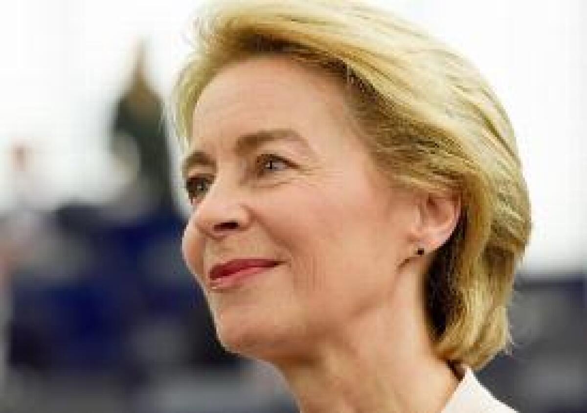 URSULA VON DER LEYEN ELETTA PRESIDENTE DELLA COMMISSIONE EUROPEA - 