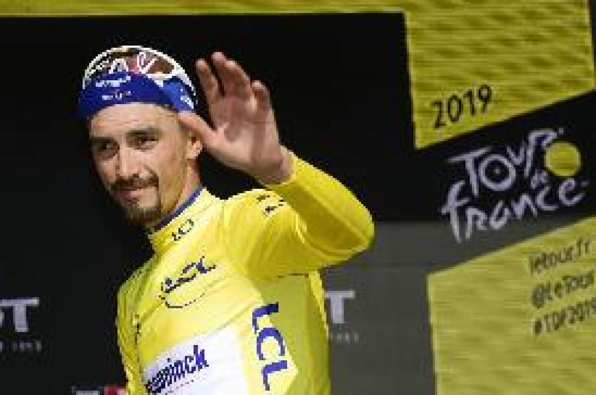 TRENTIN TRIONFA A GAP, ALAPHILIPPE RESTA LEADER DEL TOUR DE FRANCE - 