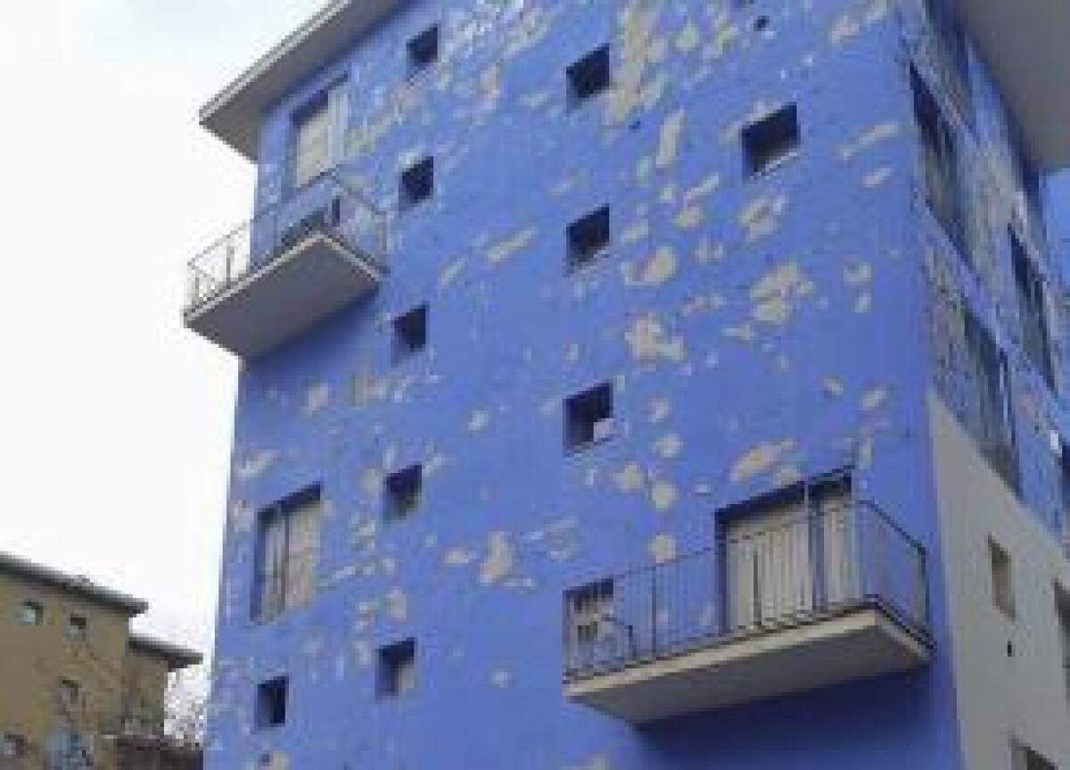 A TORINO SI COMPLETA LO SGOMBERO DELLE PALAZZINE EX MOI - 