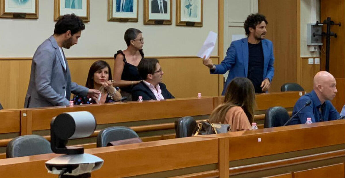 "Porto? C'era già nostra proposta", opposizione critica Sammito: "Dispiaciuti dopo sue parole" - L'opposizione parla di "incapacità amministrativa ed inefficienza burocratica"