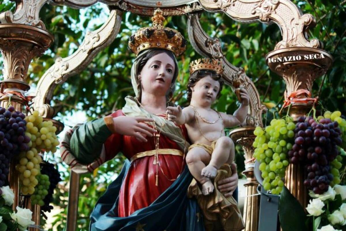 La festa della Madonna delle Grazie in diretta streaming su telegela 647 -