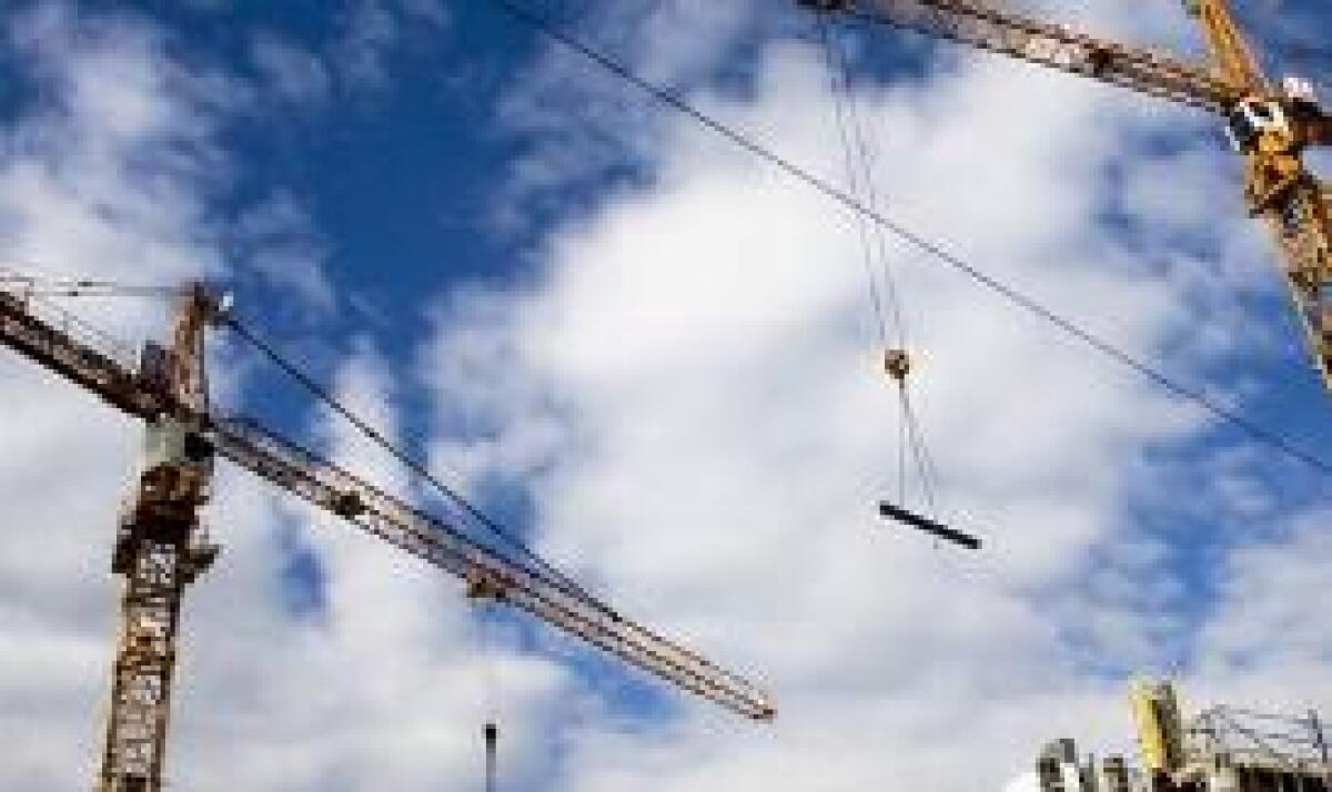COSTRUZUIONI, CON CRISI SETTORE 60 MILA LAVORATORI A RISCHIO - 