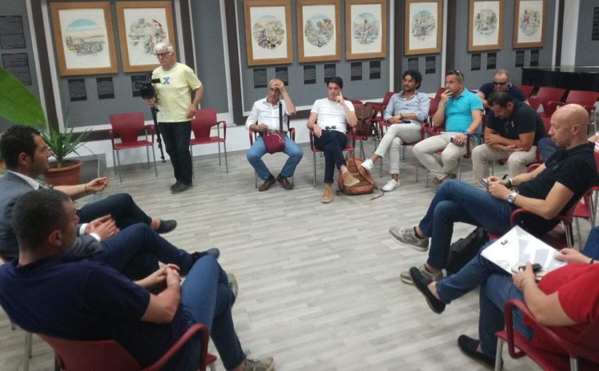 Pochi imprenditori all'appello per salvare il Gela: "disponibili ad evitare la scomparsa" - 