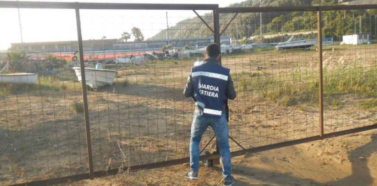 Aree di cantiere sequestrate al porto rifugio, "azienda può tornare ad usarle" - Le aree vennero sequestrate nel marzo dello scorso anno