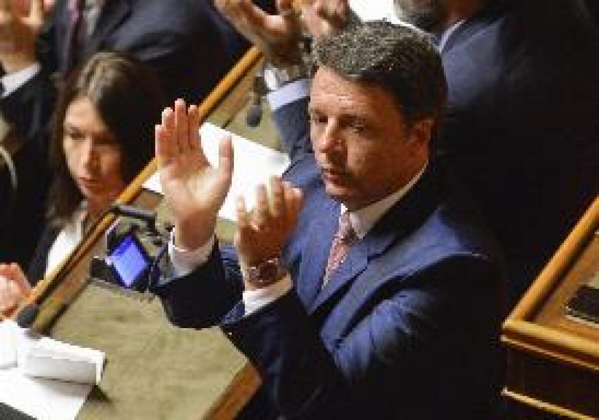 GOVERNO, RENZI "METTERE DA PARTE LE AMBIZIONI PERSONALI" - 
