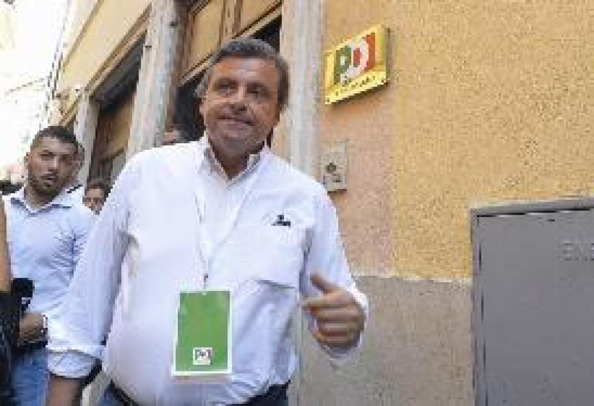 CALENDA LASCIA IL PD "NON POSSO ACCETTARE L'INTESA CON I 5 STELLE" - 