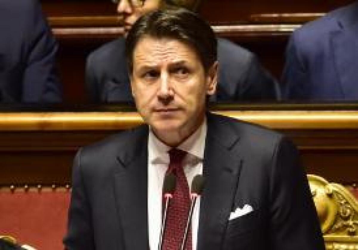 CONTE RASSEGNA LE DIMISSIONI AL QUIRINALE, DOMANI AL VIA CONSULTAZIONI - 