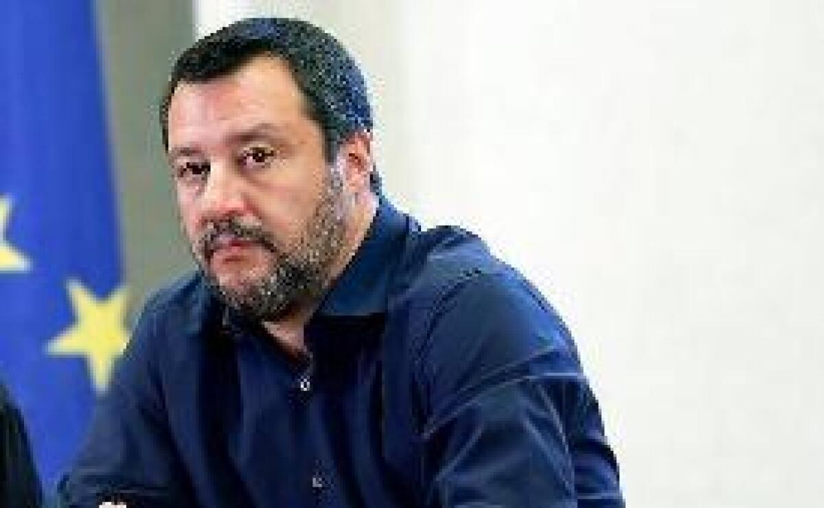 SBARCATI I MINORI DALLA OPEN ARMS, SALVINI "ALMENO 8 MAGGIORENNI" - 