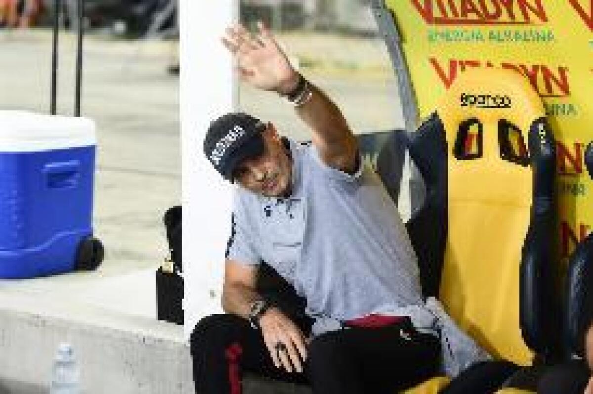MIHAJLOVIC LASCIA L'OSPEDALE E VA IN PANCHINA PER VERONA-BOLOGNA - 