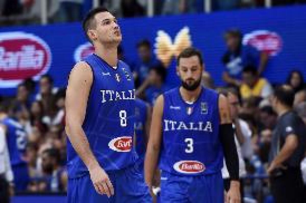 ITALBASKET SCONFITTA DALLA FRANCIA 80-82 IN AMICHEVOLE - 