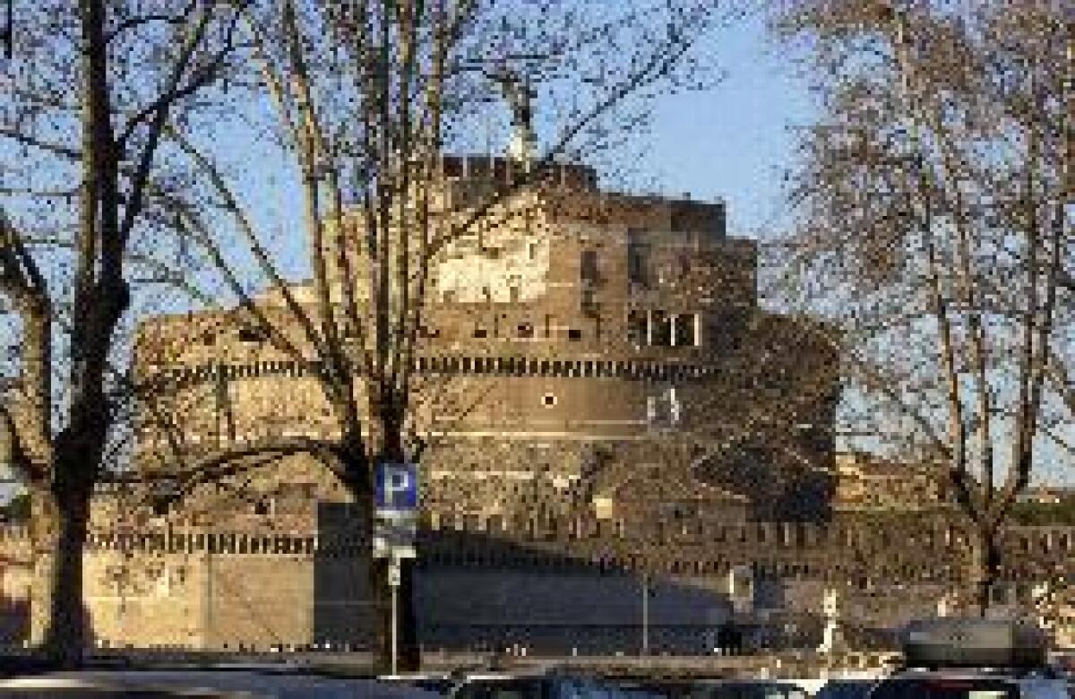 ROMA, NUOVA ILLUMINAZIONE PER CASTEL SANT'ANGELO - 