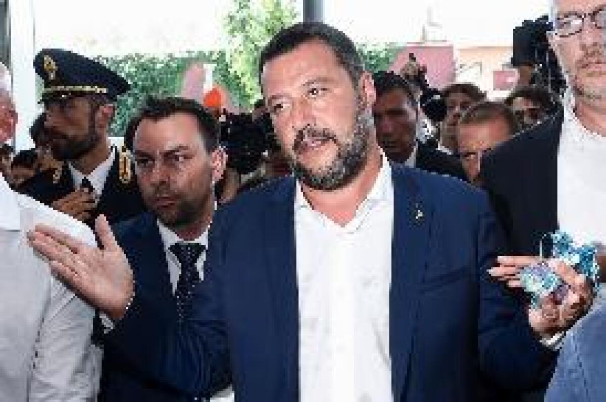 GOVERNO: SALVINI "MAI ARRENDERSI", LEGA ATTENDE SEGNALI DA M5S - 