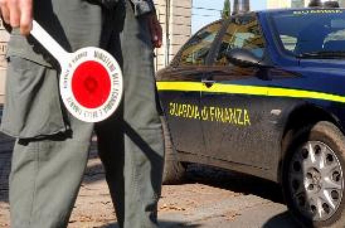 CONTROLLI DELLA FINANZA SULLE CASE VACANZA, 2 AFFITTI SU 3 IRREGOLARI - 