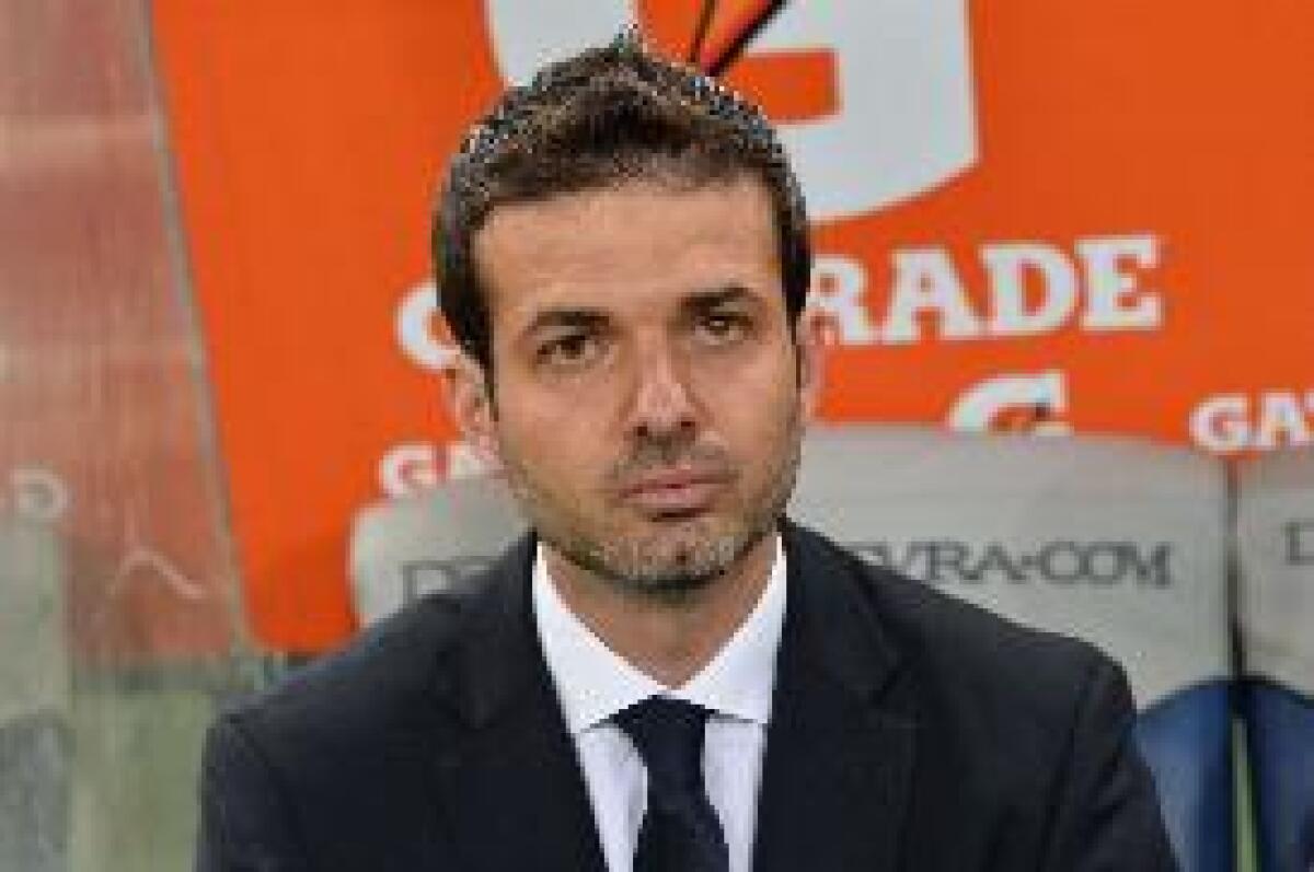IRAN, PROBLEMI IN AEROPORTO PER STRAMACCIONI MA ESTEGHLAL MINIMIZZA - 