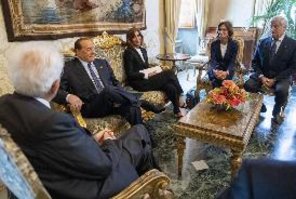 BERLUSCONI "GOVERNO AL CENTRODESTRA O ELEZIONI ANTICIPATE" - 